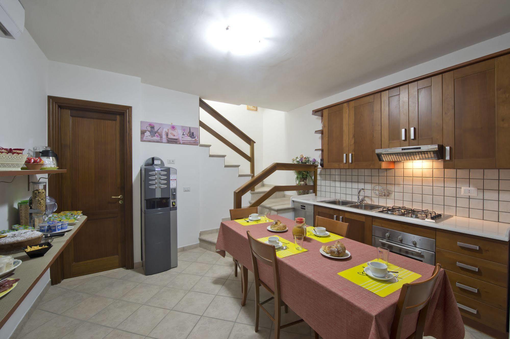 Gli Dei Gemelli Bed & Breakfast Аджерола Екстериор снимка