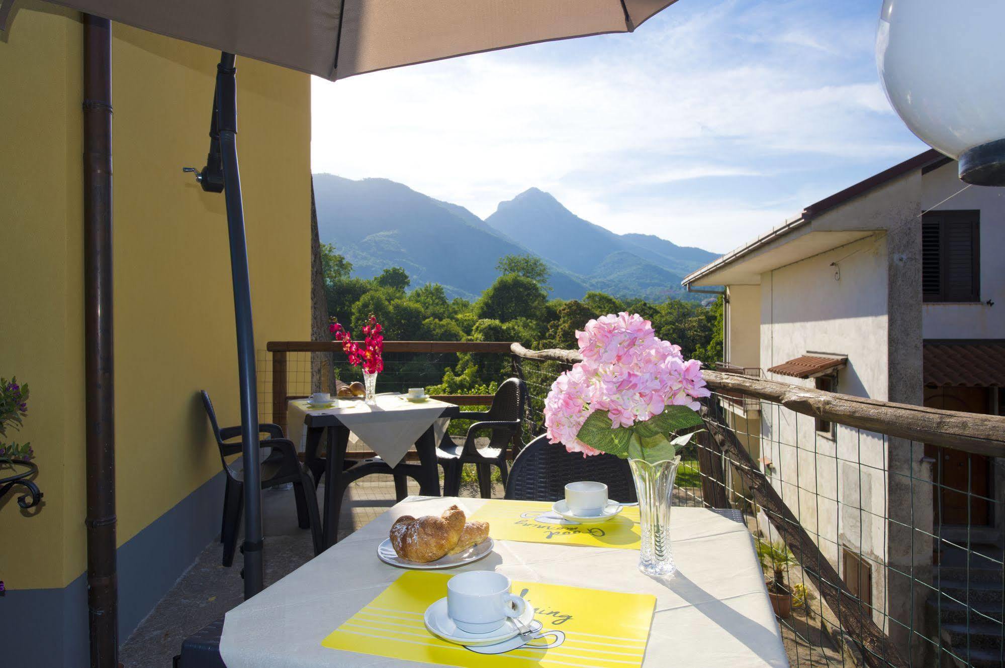 Gli Dei Gemelli Bed & Breakfast Аджерола Екстериор снимка